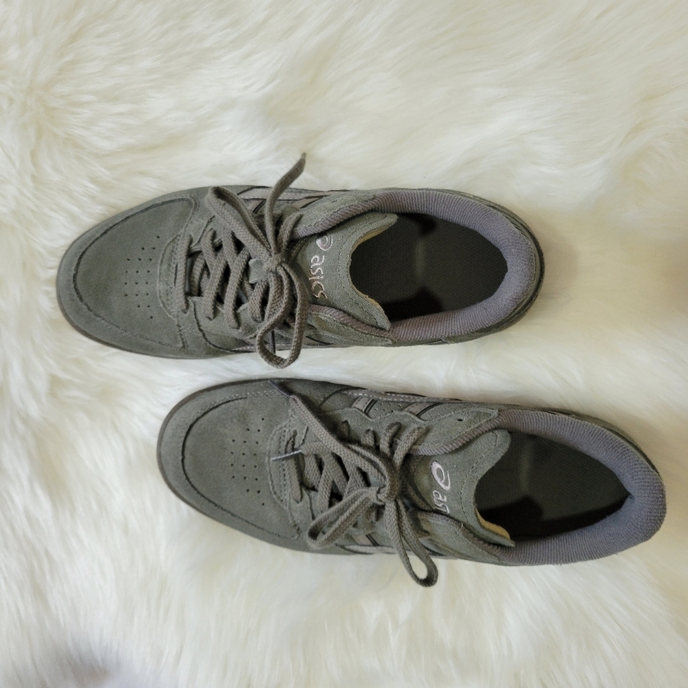 Asics Gray Sneakers Classic Low-Top Design - Picture 5 of 13